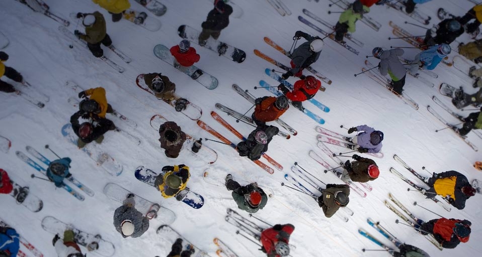 冬季里的滑雪爱好者(Brian Stevenson/Corbis ©) - 2010/01/27 冬季里的滑雪爱好者(Brian Stevenson/Corbis ©) - 2010/01/27