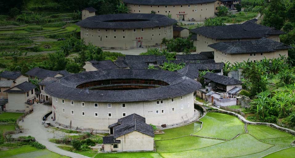 福建省永定的客家土楼(Christian Kober/age fotostock ©) - 2010/09/14 福建省永定的客家土楼(Christian Kober/age fotostock ©) - 2010/09/14
