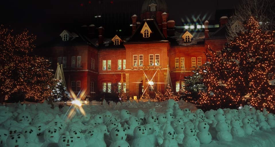 雪人们一起过圣诞(Japan Travel Bureau/Photolibrary ©) - 2010/12/23 雪人们一起过圣诞(Japan Travel Bureau/Photolibrary ©) - 2010/12/23