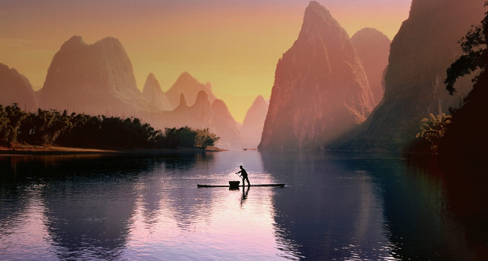 桂林附近的捕鱼者(SIME/eStock Photo ©) - 2011/08/12 桂林附近的捕鱼者(SIME/eStock Photo ©) - 2011/08/12