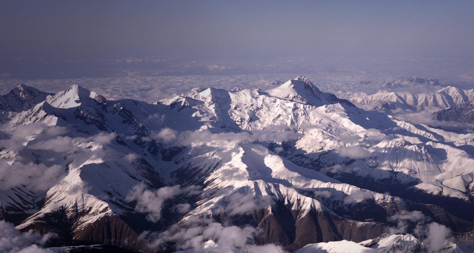 大高加索山脉乌什巴山双子峰(© Brooks Kraft/Corbis) ©) - 2012/01/13 大高加索山脉乌什巴山双子峰(© Brooks Kraft/Corbis) ©) - 2012/01/13