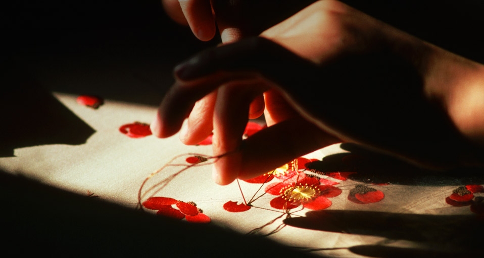 中国刺绣特写(© Tom Nebbia/Corbis) ©) - 2012/01/26 中国刺绣特写(© Tom Nebbia/Corbis) ©) - 2012/01/26