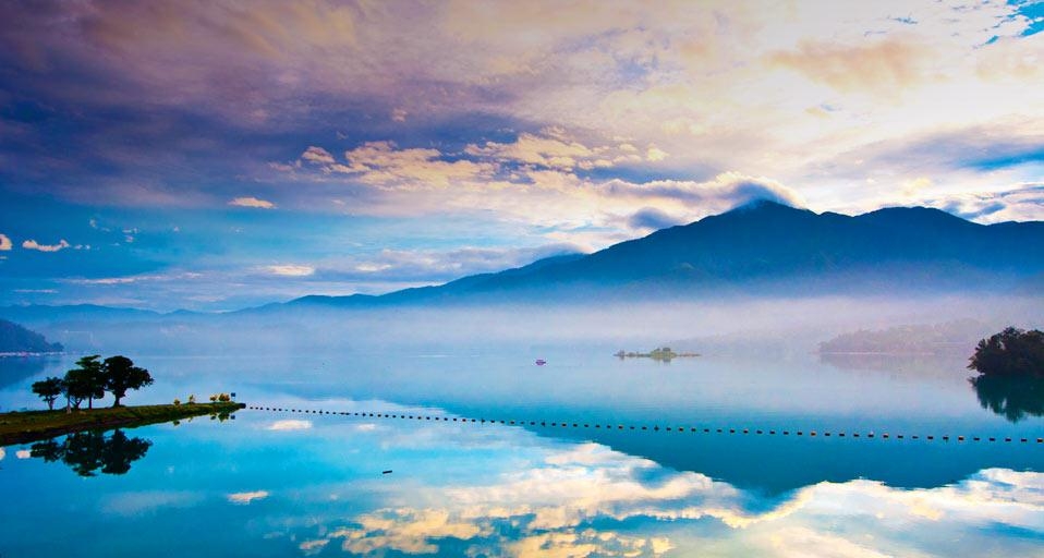 日月潭(© JUN/Flickr/Getty Images) ©) - 2012/07/08 日月潭(© JUN/Flickr/Getty Images) ©) - 2012/07/08