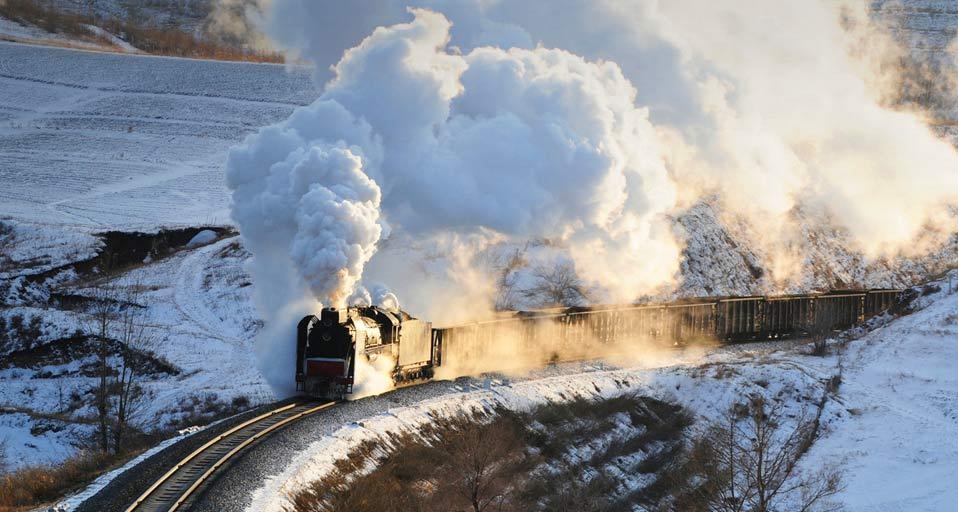 货运列车(© View Stock/Getty Images) ©) - 2013/02/15 货运列车(© View Stock/Getty Images) ©) - 2013/02/15