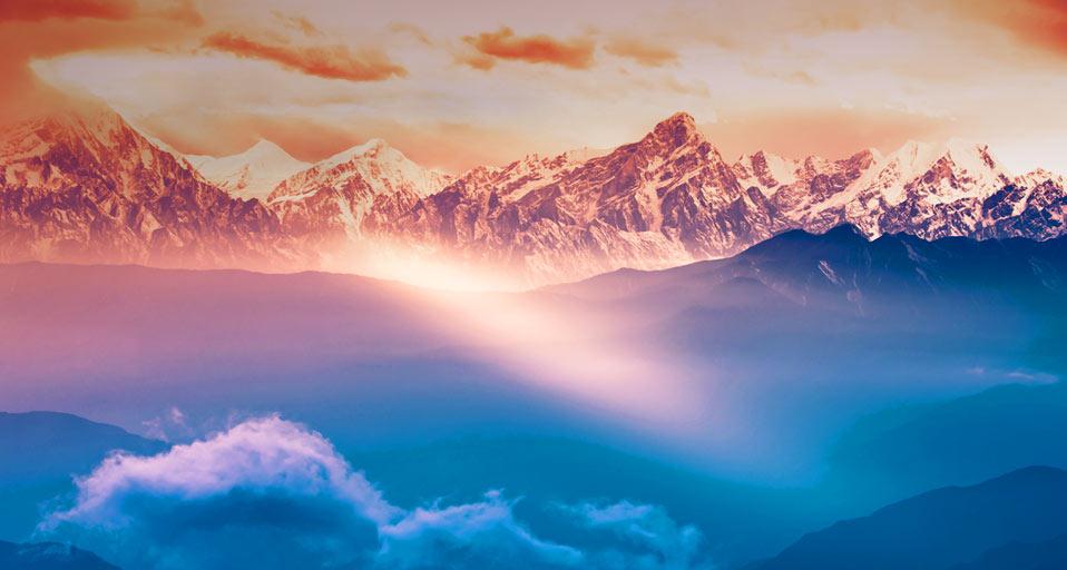 在3600米高的牛背山上拍摄的西藏明亚康佳的景色(© 4X-image/Stockbyte/Getty Images) - 2013/04/08 在3600米高的牛背山上拍摄的西藏明亚康佳的景色(© 4X-image/Stockbyte/Getty Images) - 2013/04/08