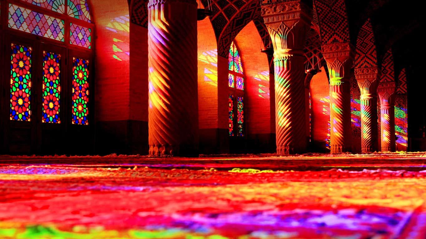 伊朗设拉子莫克清真寺(粉红清真寺)(© Zhongke Xie/Photo Contest of qyer.com) - 2013/06/26 伊朗设拉子莫克清真寺(粉红清真寺)(© Zhongke Xie/Photo Contest of qyer.com) - 2013/06/26