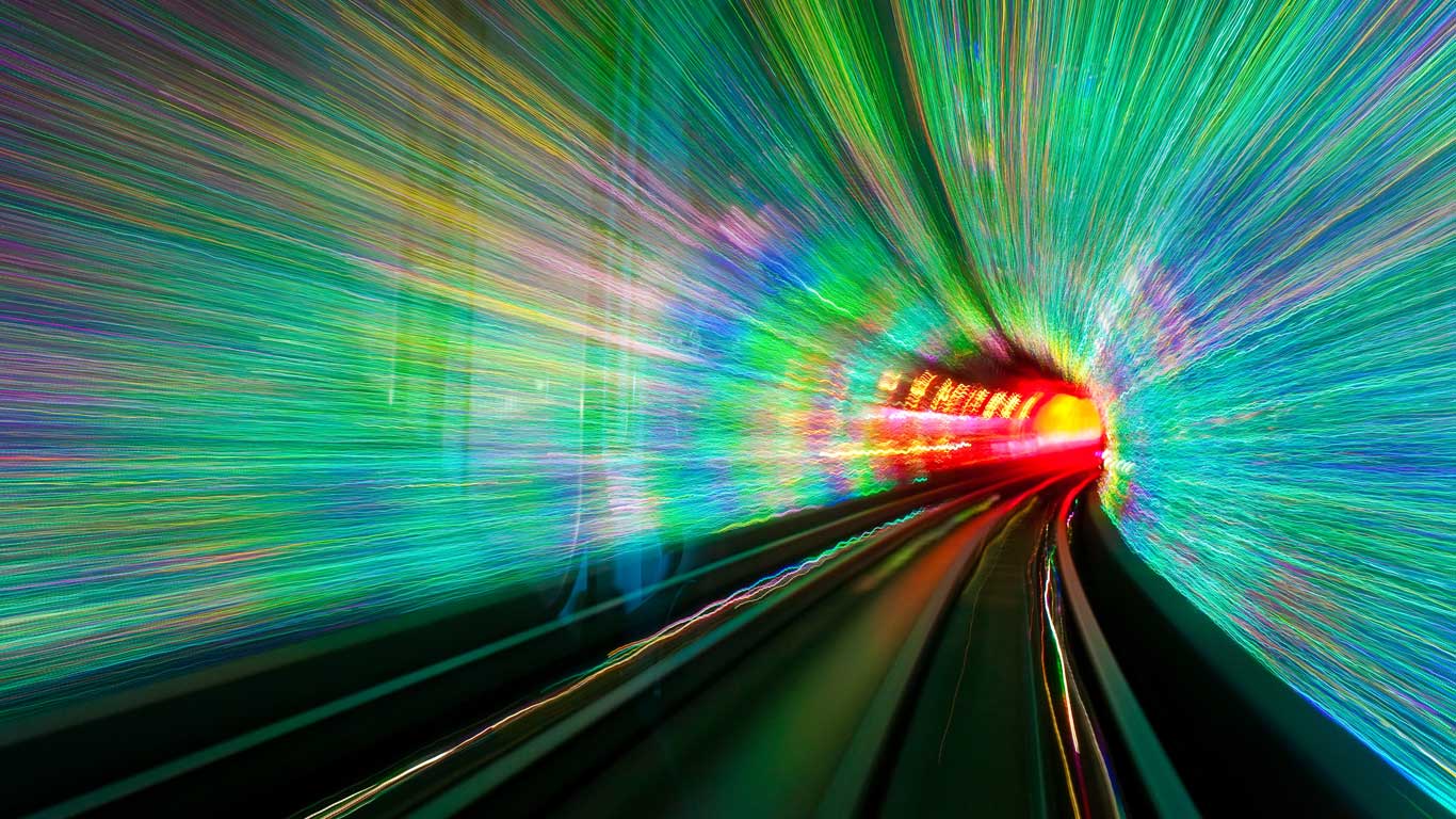 上海外滩观光隧道(© Gavin Hellier/Alamy) - 2013/10/19 上海外滩观光隧道(© Gavin Hellier/Alamy) - 2013/10/19
