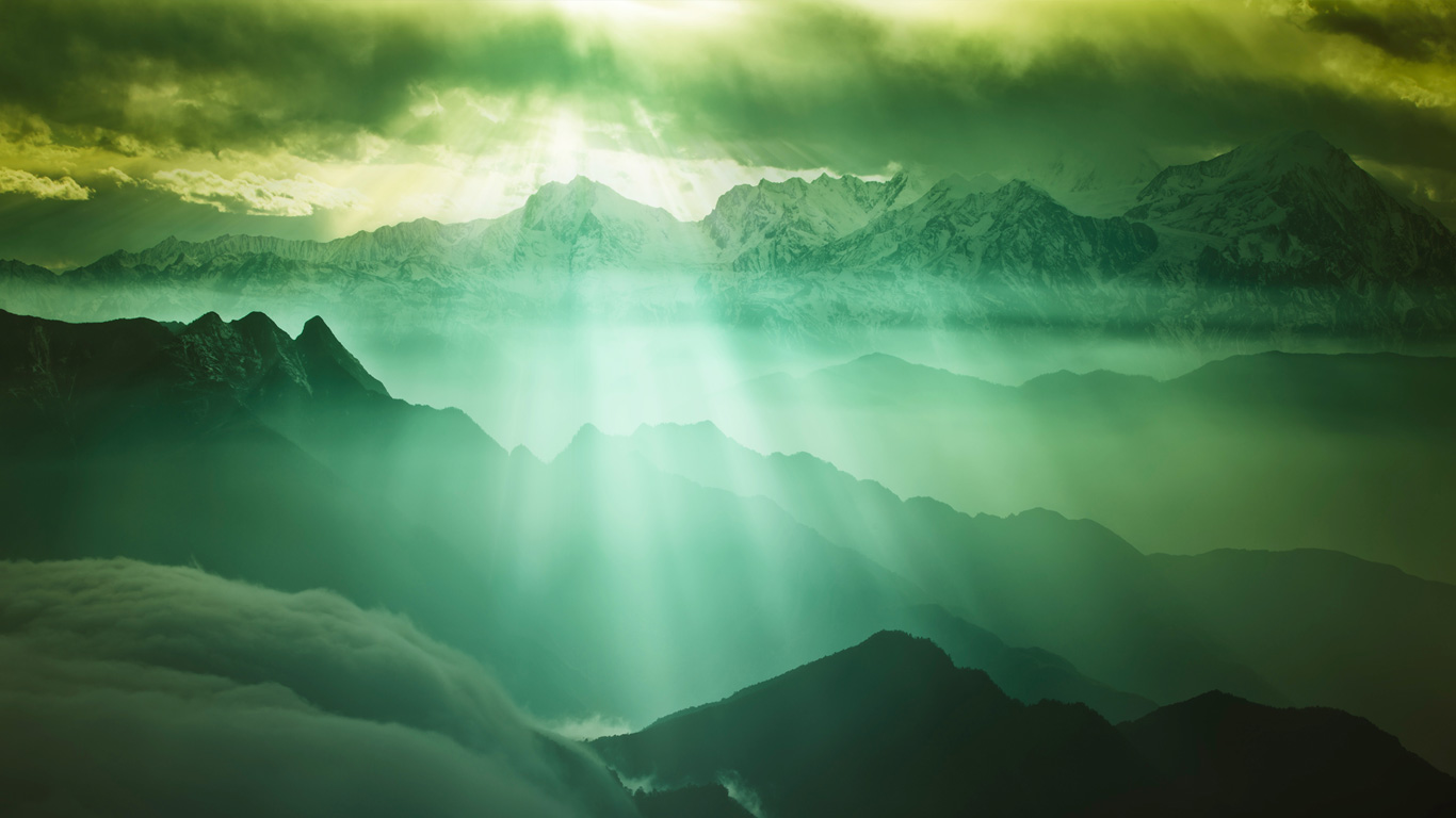 云海,太阳下山时爬上3600米的牛背山拍摄贡嘎山(© 4X-image/E+/Getty Images) - 2014/02/04 云海,太阳下山时爬上3600米的牛背山拍摄贡嘎山(© 4X-image/E+/Getty Images) - 2014/02/04