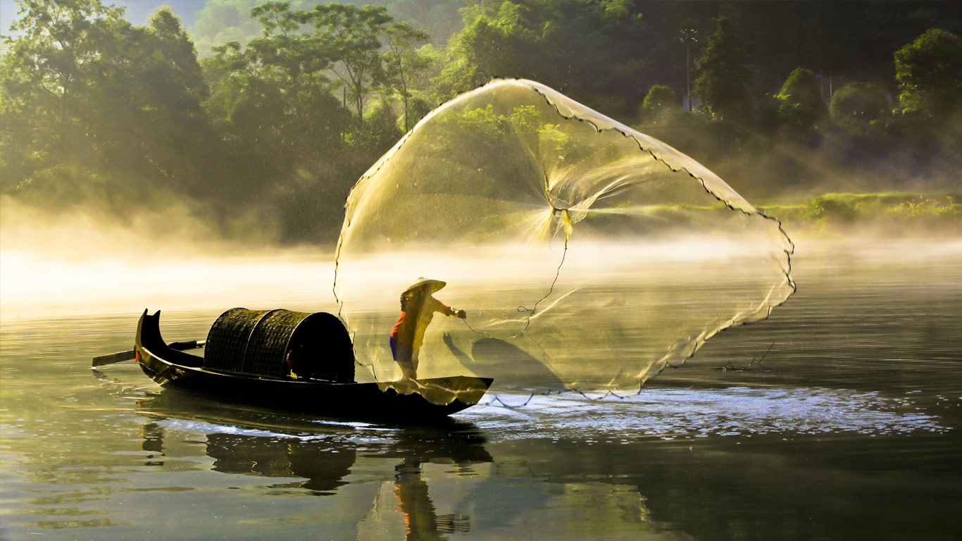 小东江的捕鱼人(© Sino Images/Getty Images) - 2014/09/01 小东江的捕鱼人(© Sino Images/Getty Images) - 2014/09/01