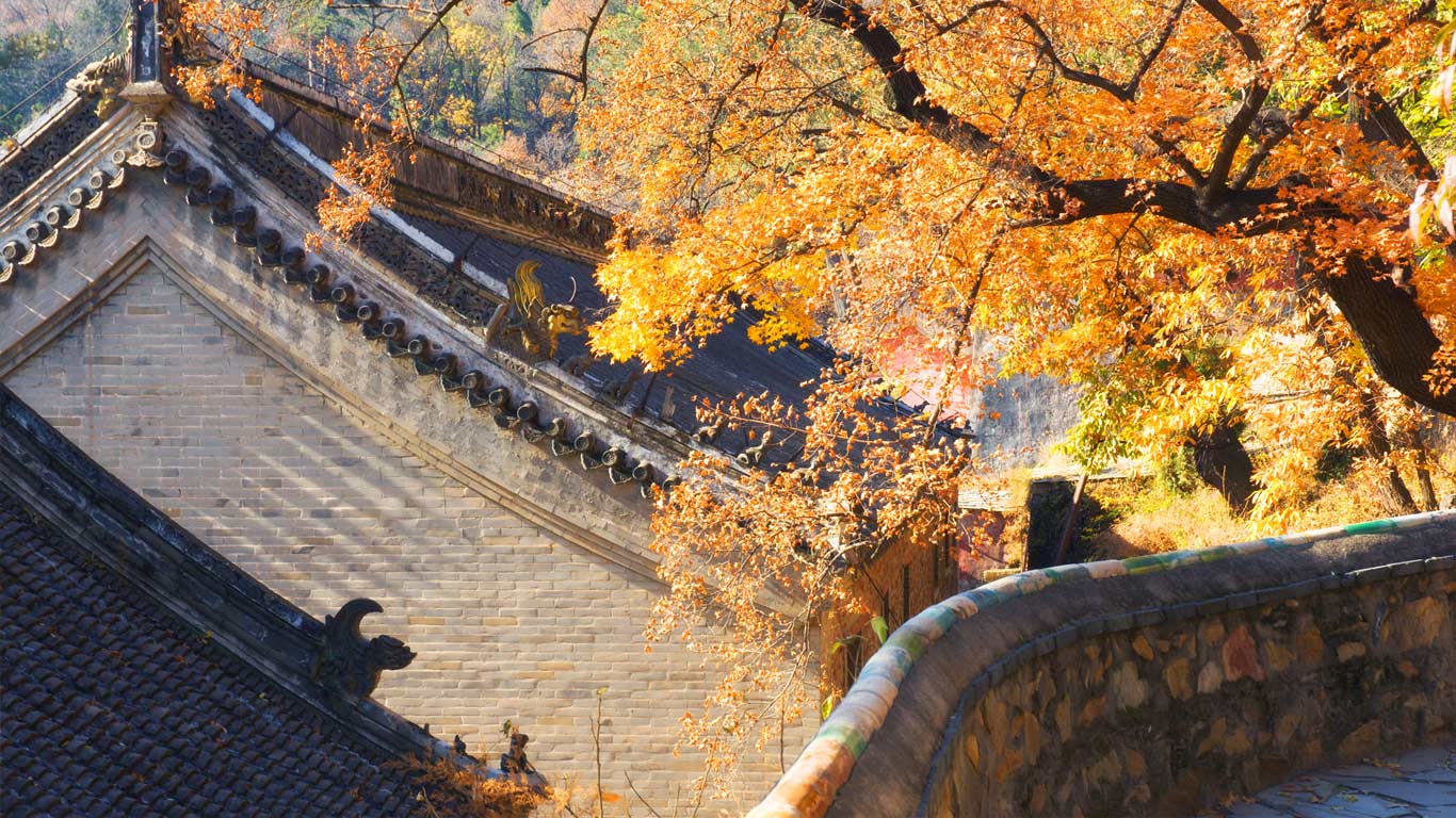 北京潭柘寺秋景(© Jochen Schlenker/Robert Harding Picture Library Ltd/Alamy) - 2014/10/24 北京潭柘寺秋景(© Jochen Schlenker/Robert Harding Picture Library Ltd/Alamy) - 2014/10/24