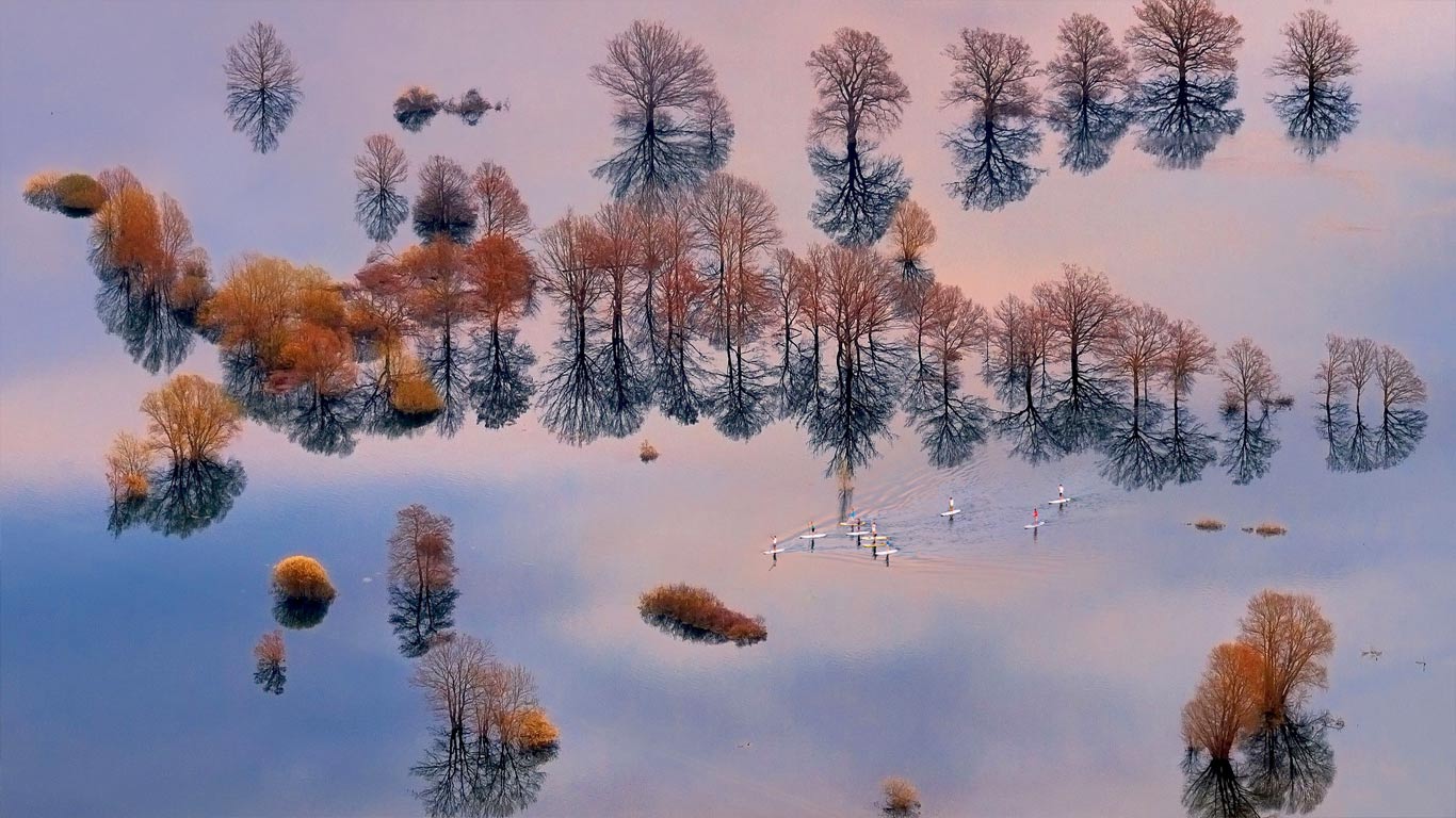 斯洛文尼亚,卢布尔雅那河喀斯特盆地,洪水淹没了平原(© Ales Komovec/Rex Features) - 2015/02/05 斯洛文尼亚,卢布尔雅那河喀斯特盆地,洪水淹没了平原(© Ales Komovec/Rex Features) - 2015/02/05