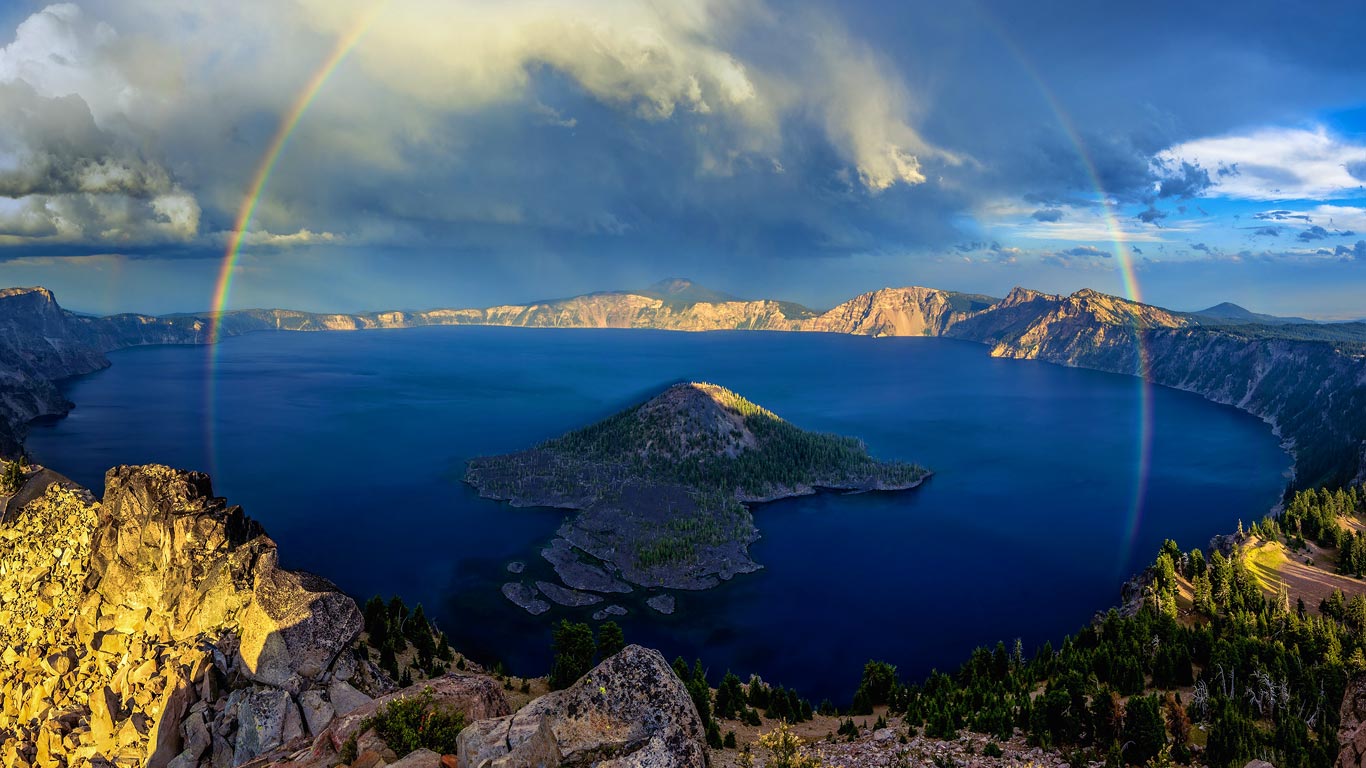 美国俄勒冈州,火山口湖(© Roshin Lal Ramesan) - 2015/05/22 美国俄勒冈州,火山口湖(© Roshin Lal Ramesan) - 2015/05/22