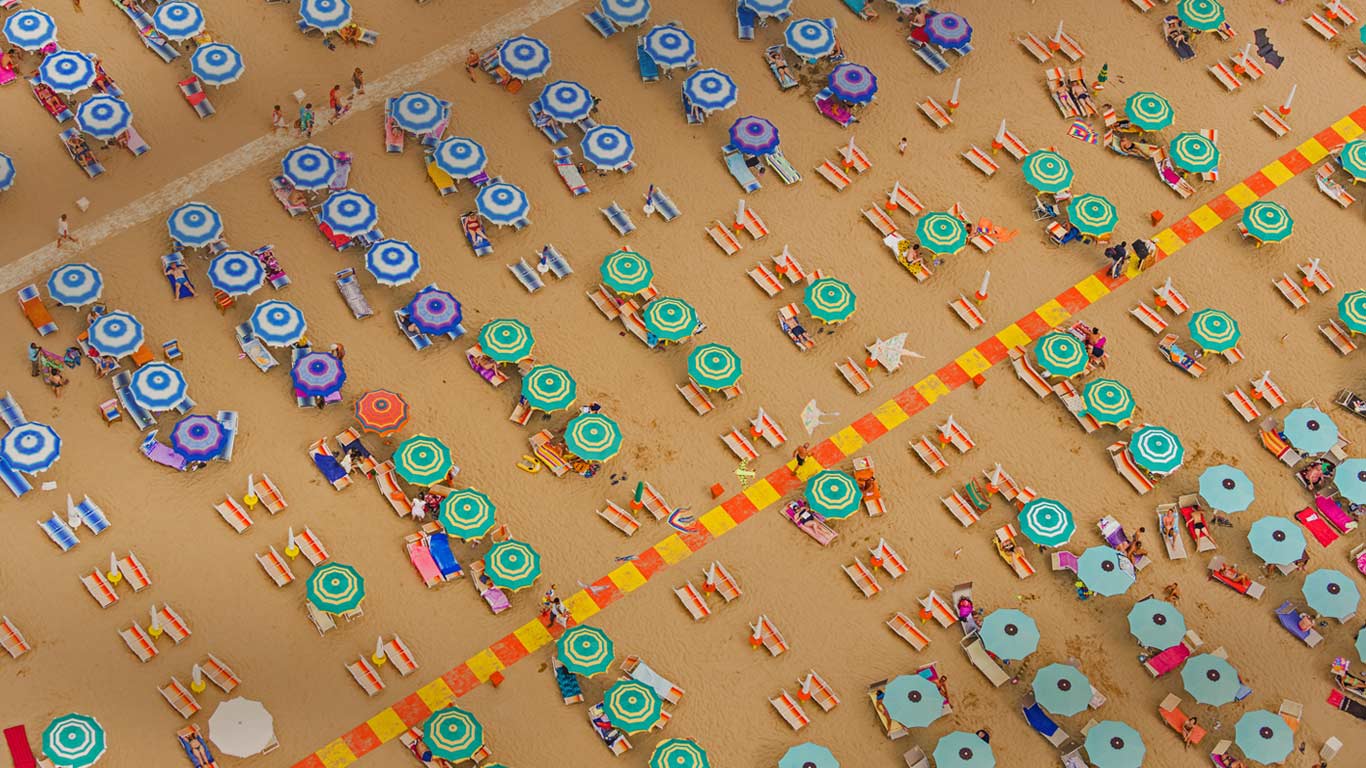 意大利,罗马涅地区,亚得里亚海岸的海滨度假胜地(© Bernhard Lang/Getty Images) - 2015/08/01 意大利,罗马涅地区,亚得里亚海岸的海滨度假胜地(© Bernhard Lang/Getty Images) - 2015/08/01
