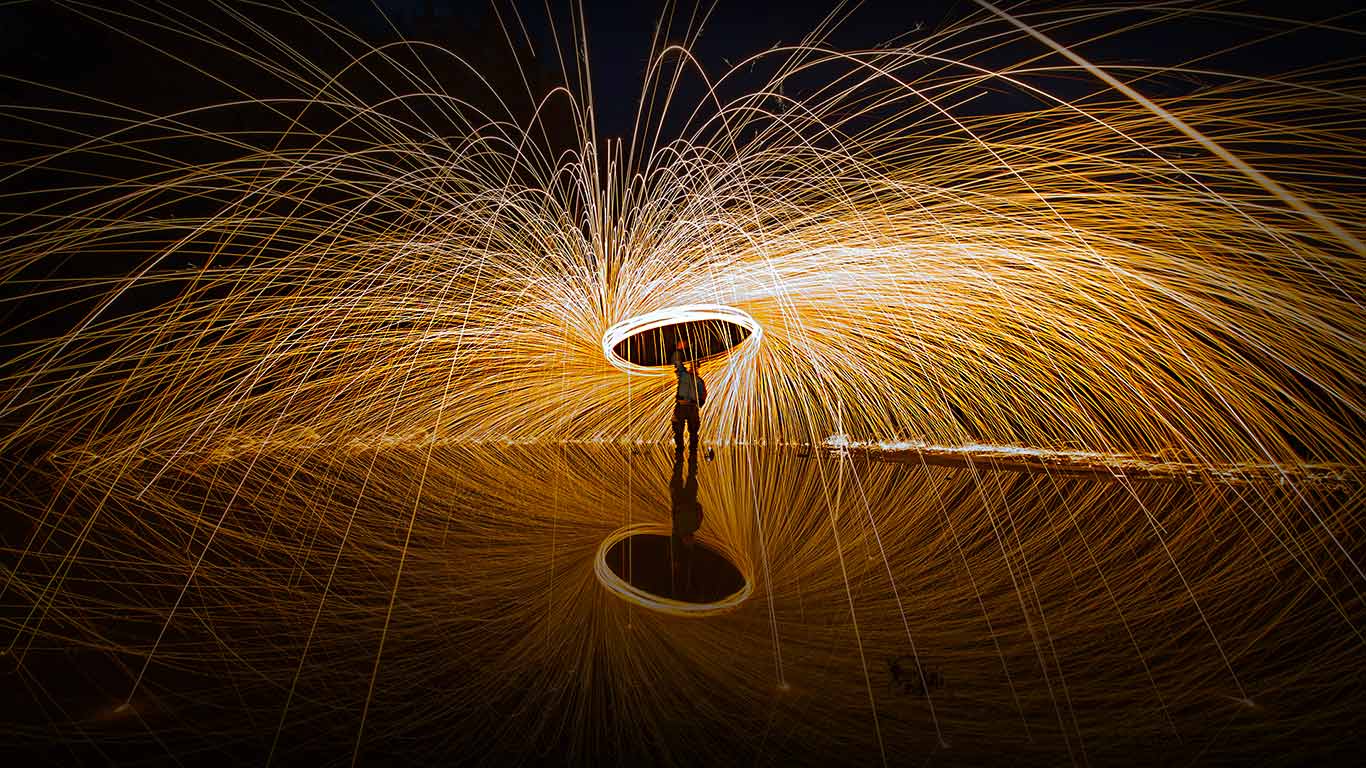 光学涂鸦(© DI Mandl Alexander/Solent News/REX) - 2015/10/19 光学涂鸦(© DI Mandl Alexander/Solent News/REX) - 2015/10/19