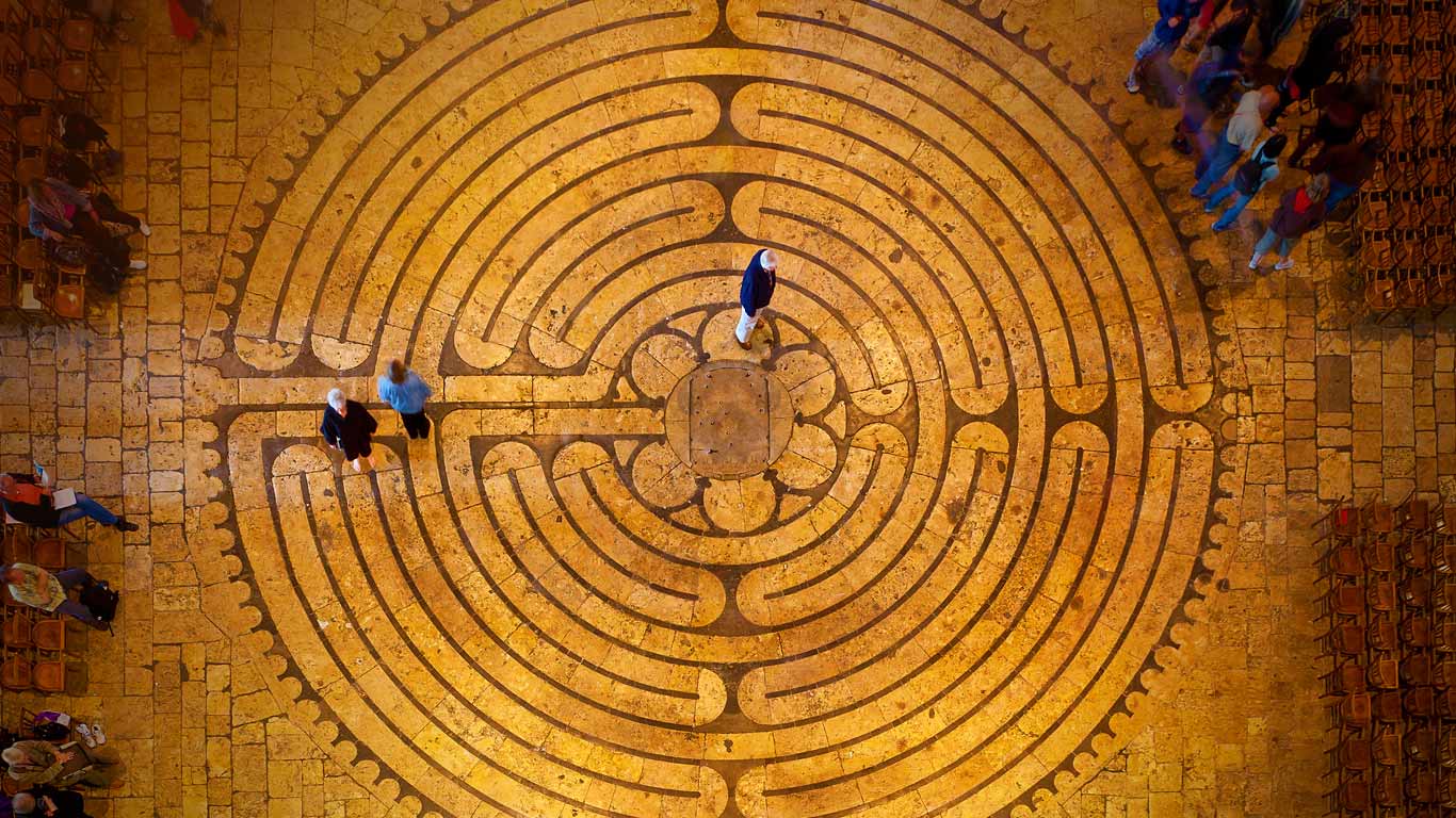 法国,夏特尔,迷宫般的大教堂(© Sylvain Sonnet/Getty Images) - 2015/10/23 法国,夏特尔,迷宫般的大教堂(© Sylvain Sonnet/Getty Images) - 2015/10/23