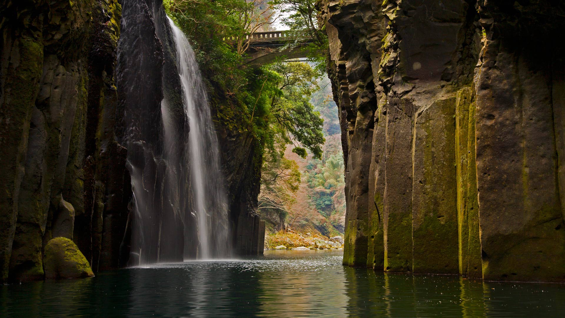 日本,九州,高千穗町 (© Shayne Hill Xtreme Visuals/Getty Images) - 2016/06/25 日本,九州,高千穗町 (© Shayne Hill Xtreme Visuals/Getty Images) - 2016/06/25