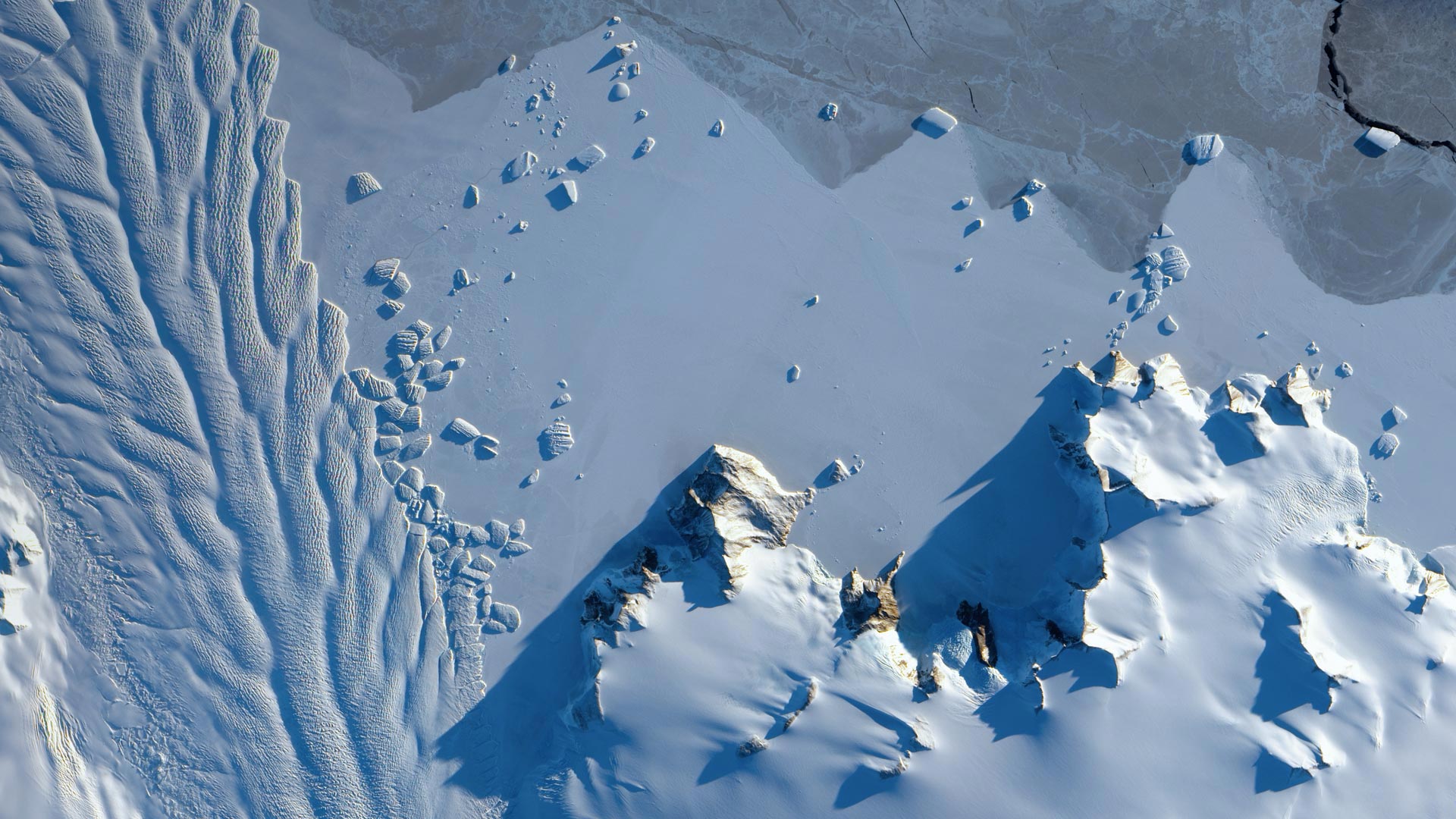 南极洲的马图谢维奇冰川 (© NASA) - 2017/12/06 南极洲的马图谢维奇冰川 (© NASA) - 2017/12/06