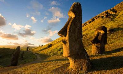 未完成巨像的静默&nbsp;&nbsp;|&nbsp;&nbsp;摩艾石像采石场，拉诺拉拉库，复活节岛，智利 (&copy; Gavin Hellier/Alamy) - 2026/04/18